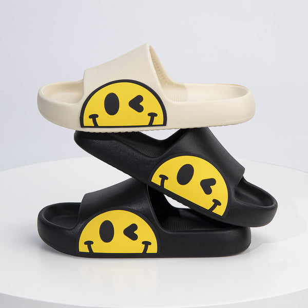 [ Buy 1 Get Free Gifts ] Smiley Face Slippers